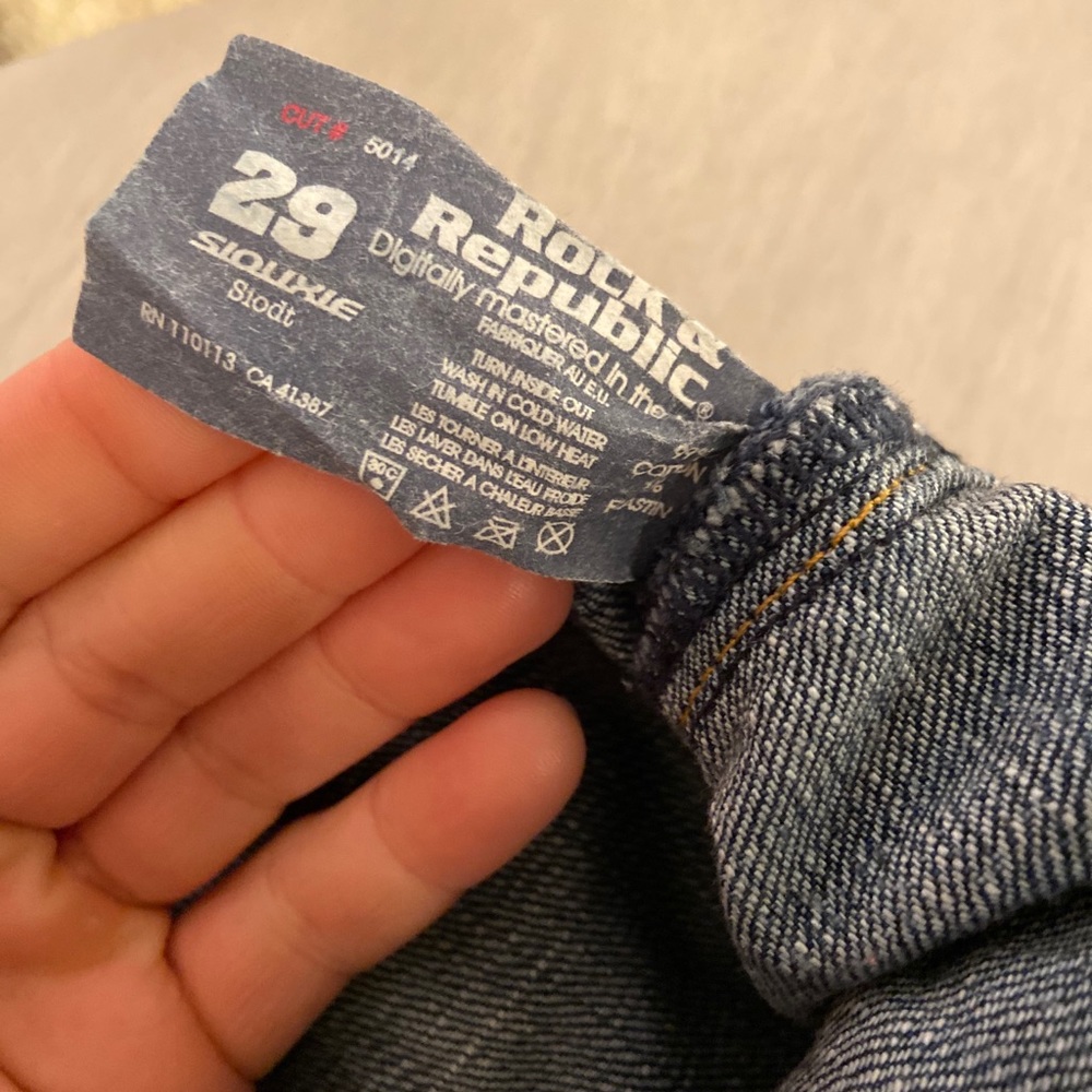 Rock & Republic Jeans - Picture 5 of 5